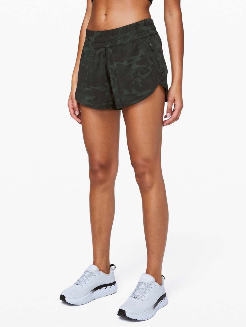 Lululemon Tracker Short V 4 Inch
Incognito Camo Multi Gator Green 10